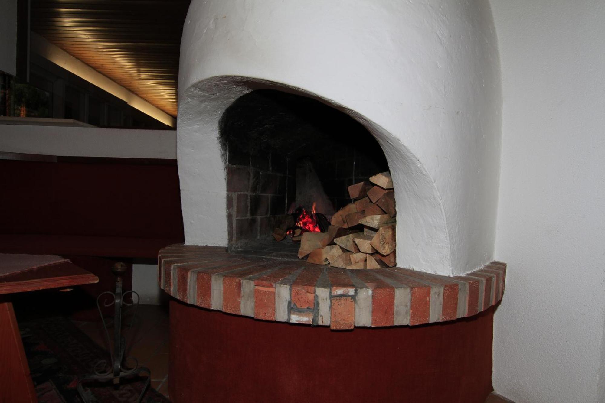 Hotel Regina Delle Dolomiti Panchià Esterno foto