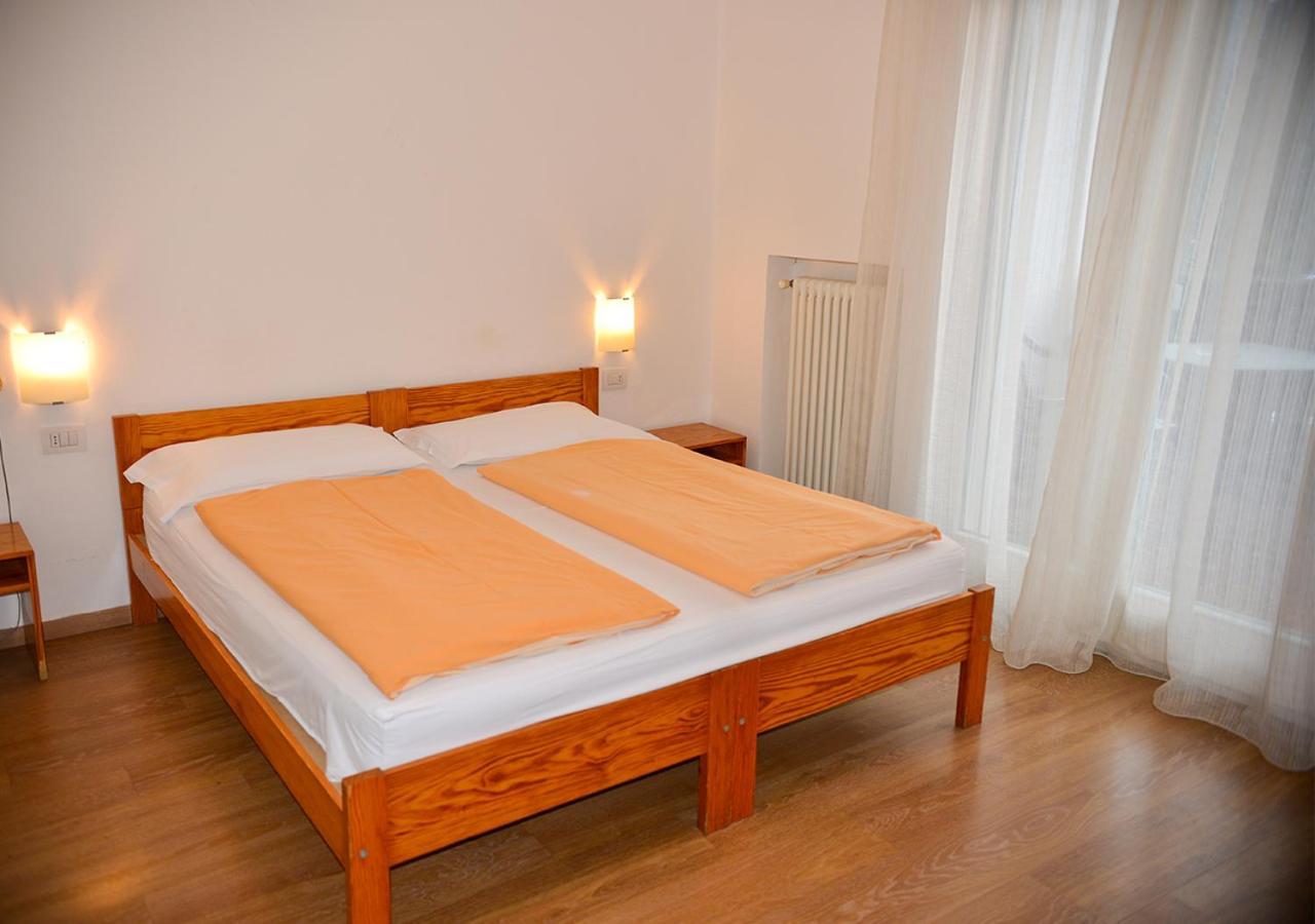 Hotel Regina Delle Dolomiti Panchià Esterno foto