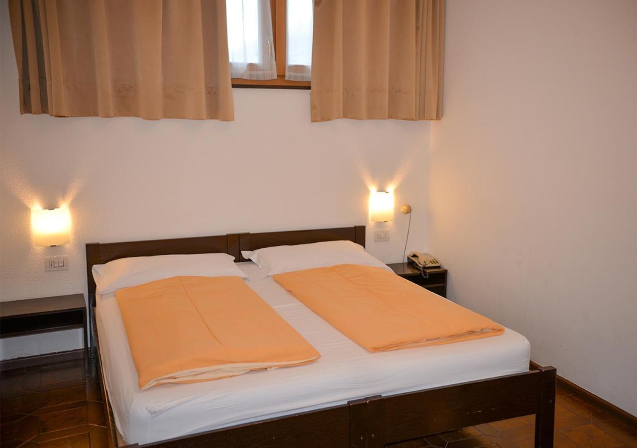 Hotel Regina Delle Dolomiti Panchià Esterno foto