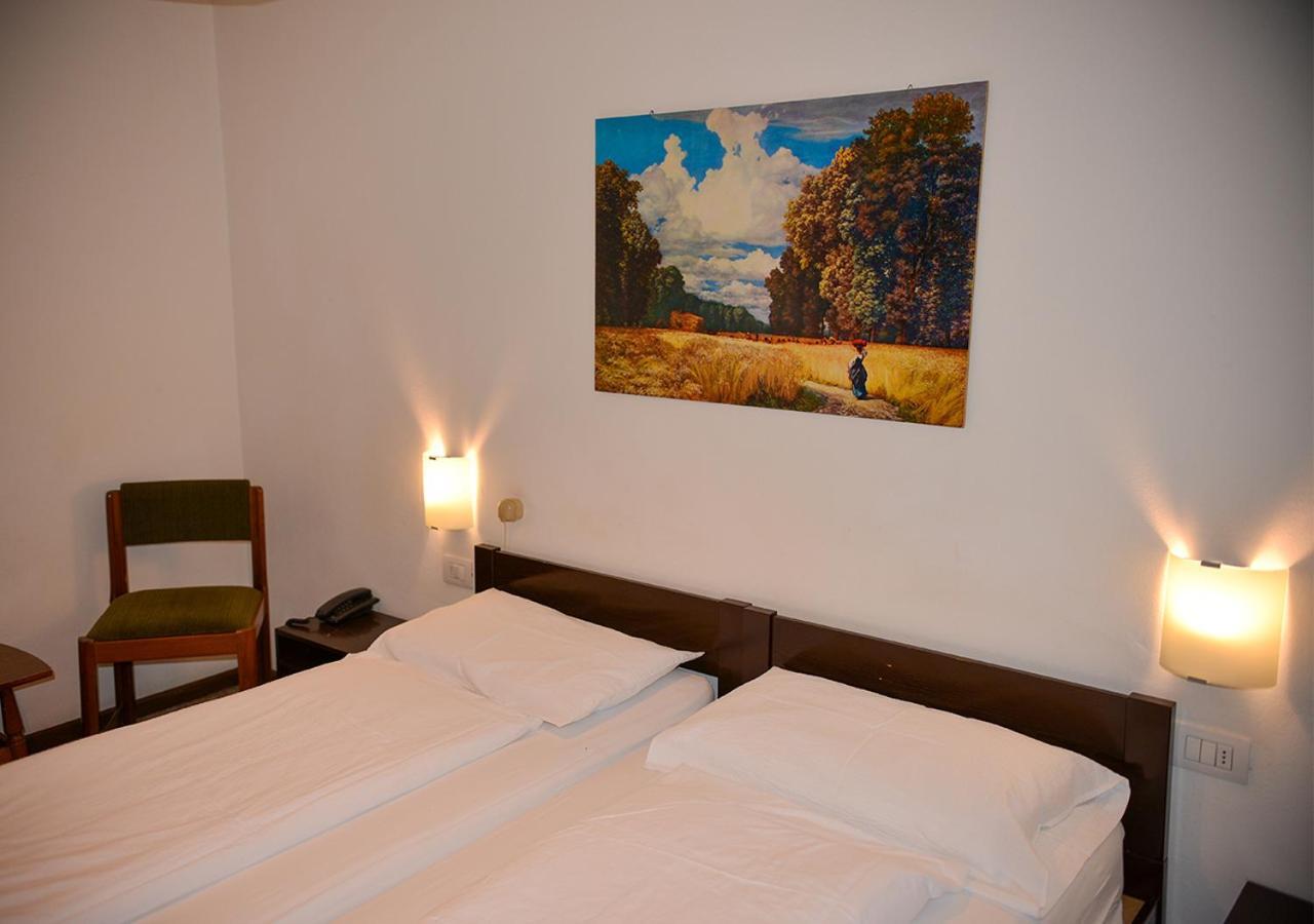 Hotel Regina Delle Dolomiti Panchià Esterno foto