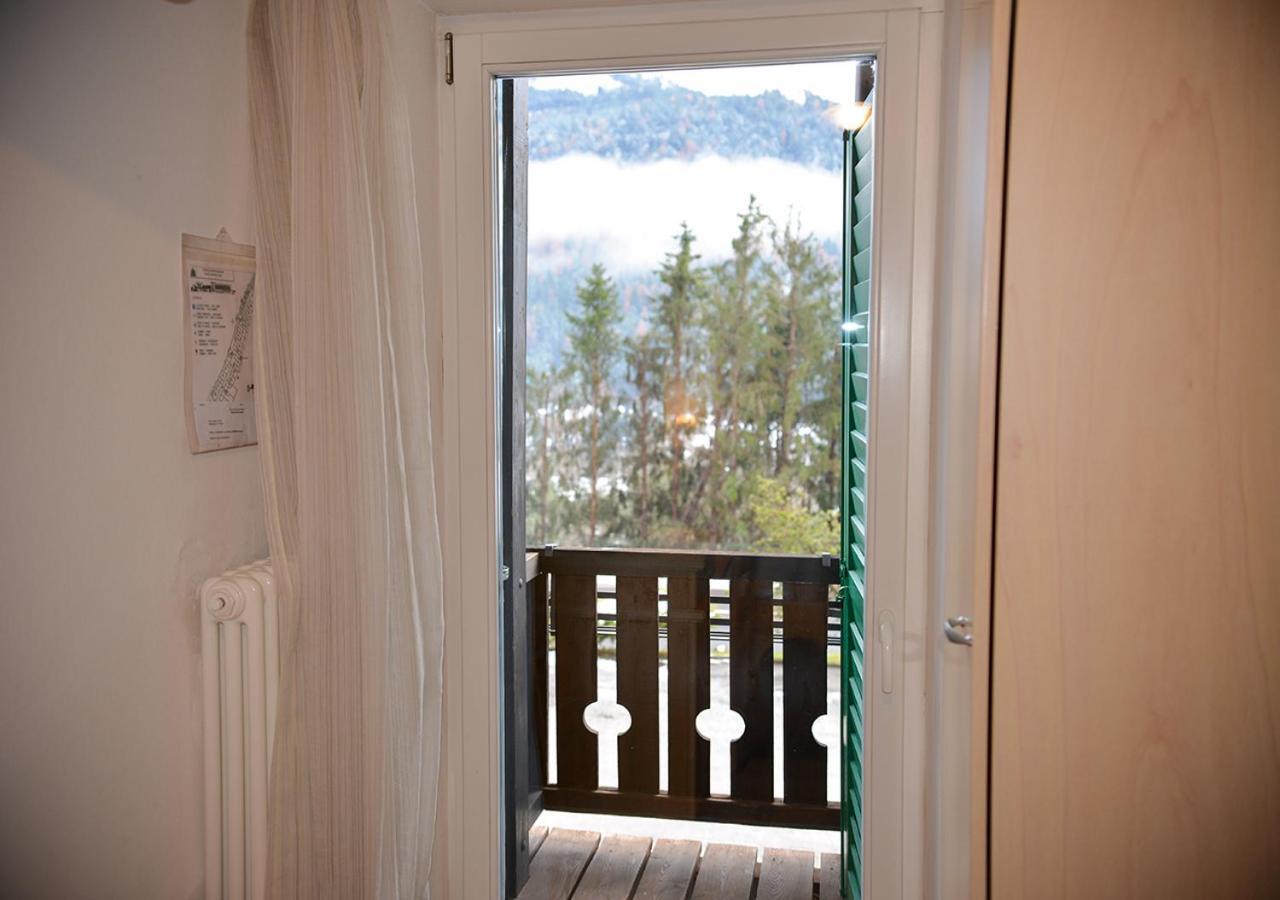 Hotel Regina Delle Dolomiti Panchià Esterno foto